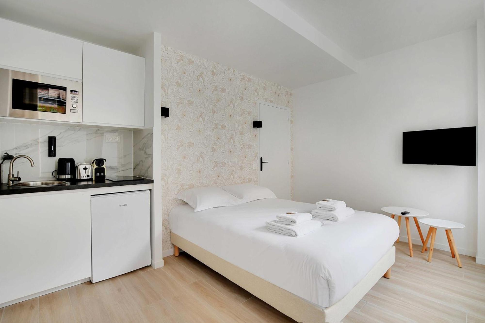 Newly Renovated Appartements Residence Republique Paris Exterior photo