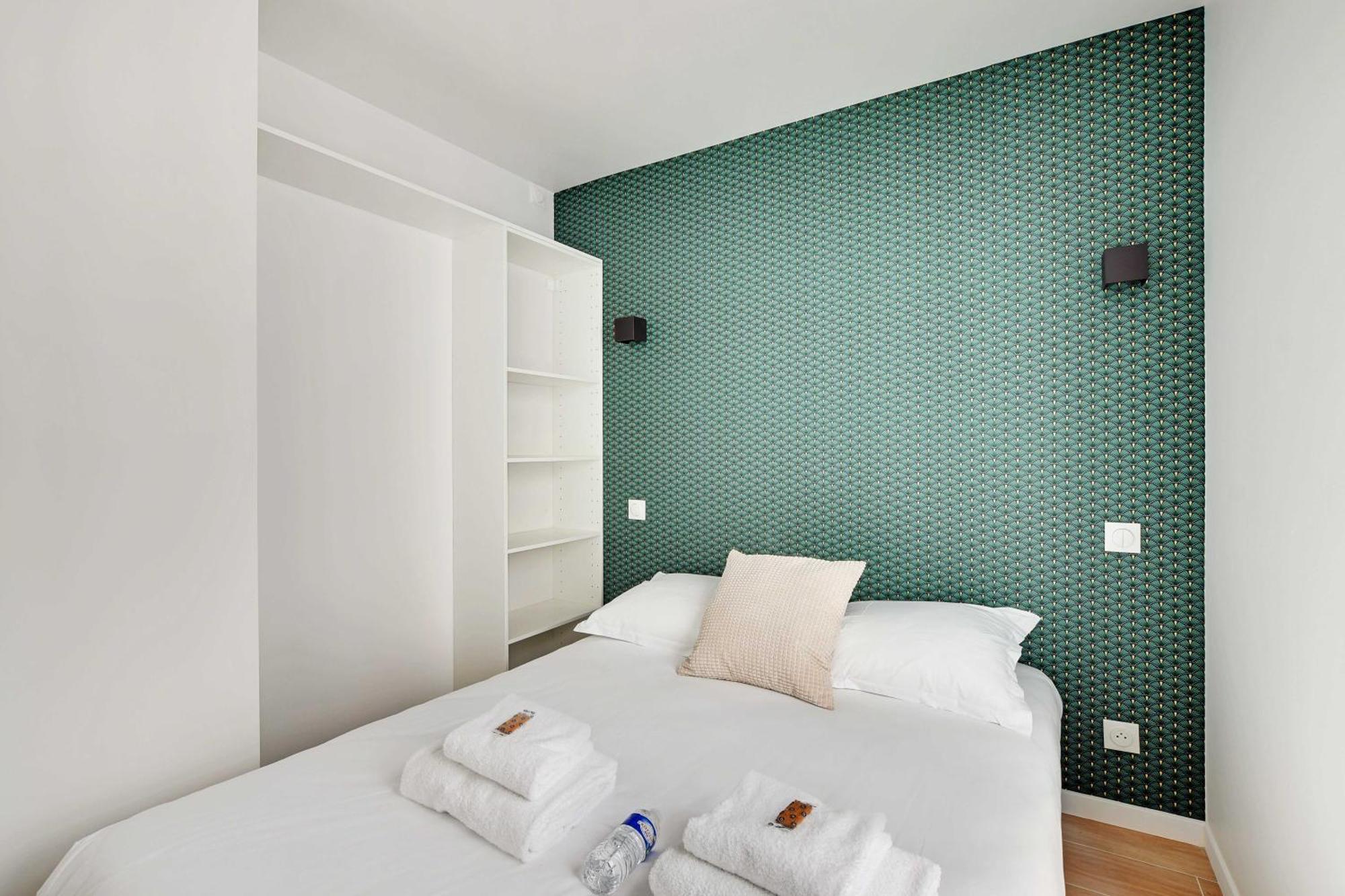 Newly Renovated Appartements Residence Republique Paris Exterior photo